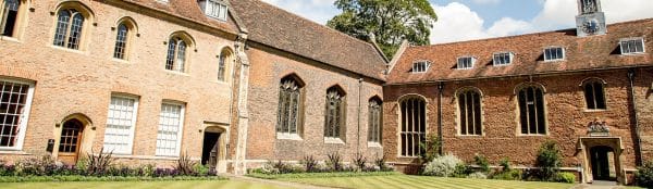 Cour intérieure de Magdalene College, collège de l'université de Cambridge