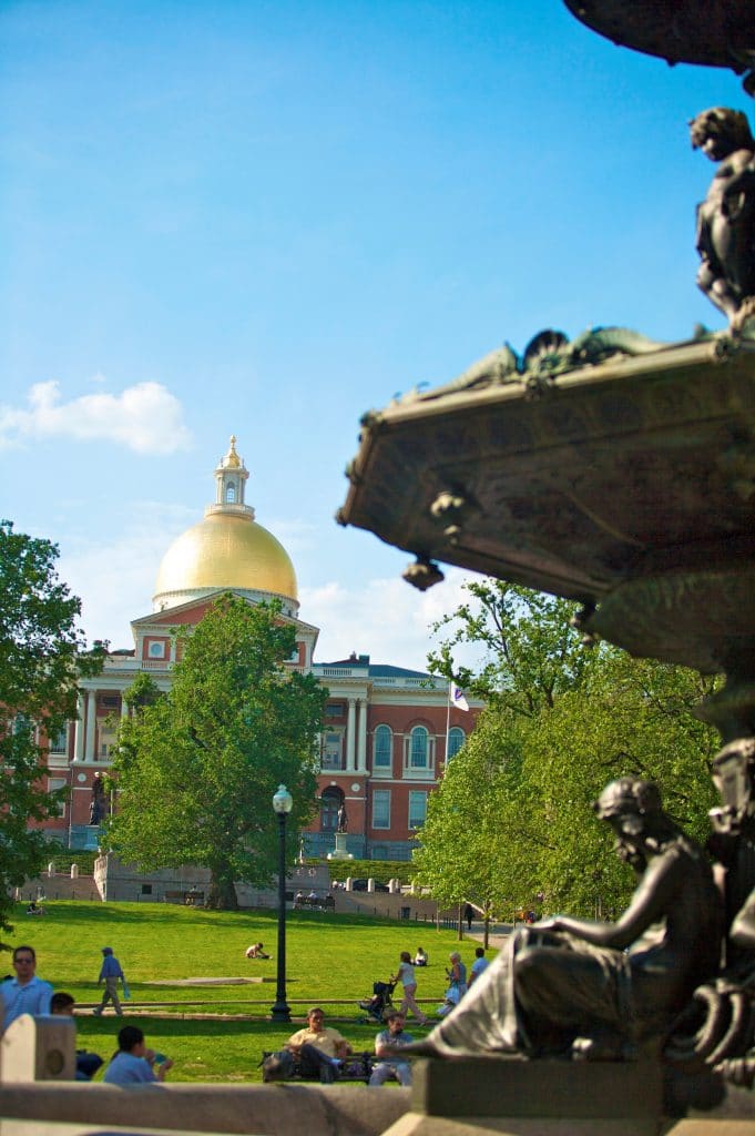 Vue de puis le parc de Boston Common, à découvrir en séjour pour apprendre l'anglais aux USA