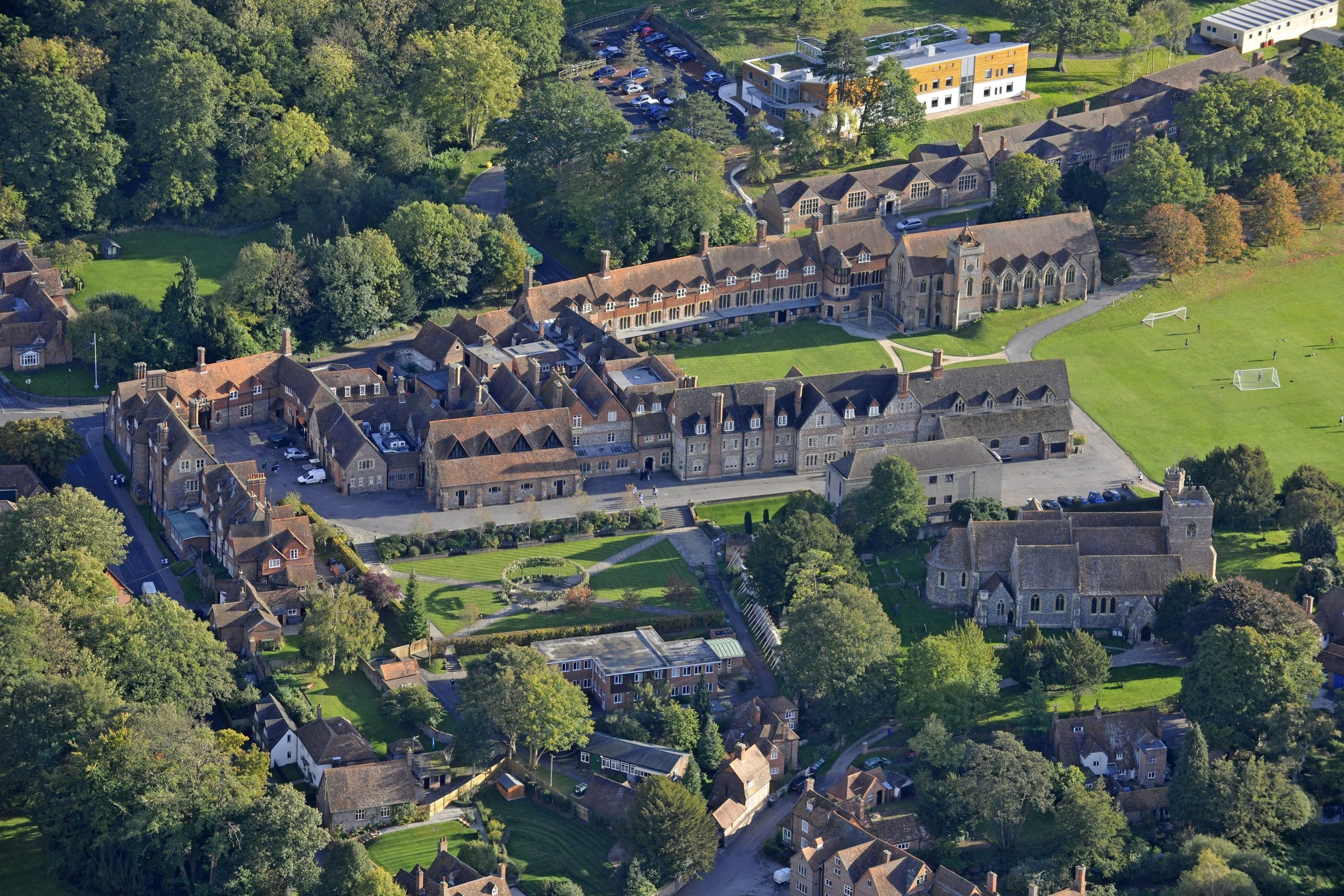 vue aérienne de Bradfield College en Angleterre