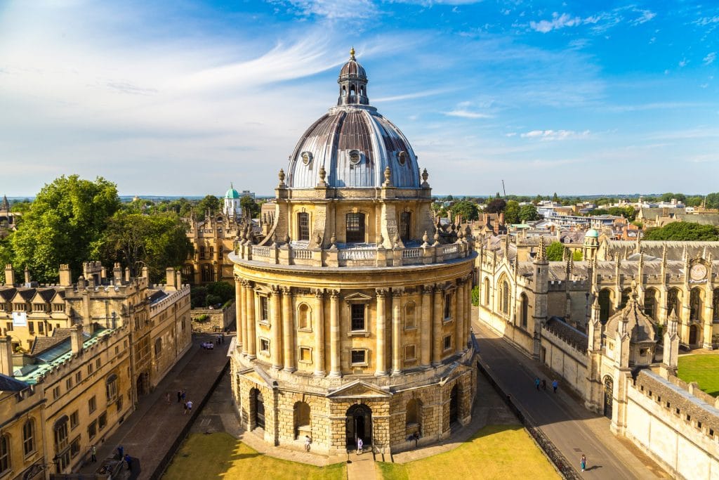 Monument emblématique le Radcliffe Camera à découvrir lors de votre séjour linguistique à Oxford