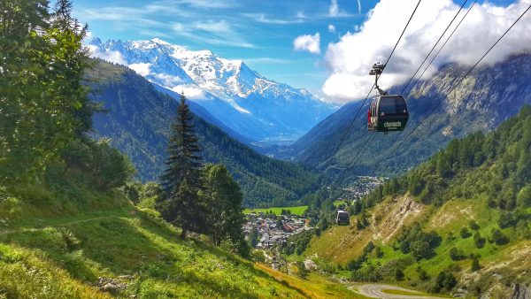 Paysage Alpin à découvrir en summer camp en France