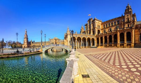 Place d'Espagne à Séville en Andalousie